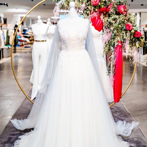 BUNGERT Hochzeitstage Teil I 💍

Morgen um 10:00 Uhr geht's weiter! Wir freuen uns auf euch! 😍

#hochzeitstage #heiraten...
